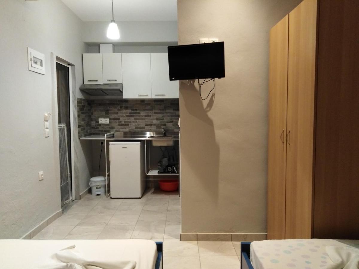 Miltos Rooms Лептокария Экстерьер фото
